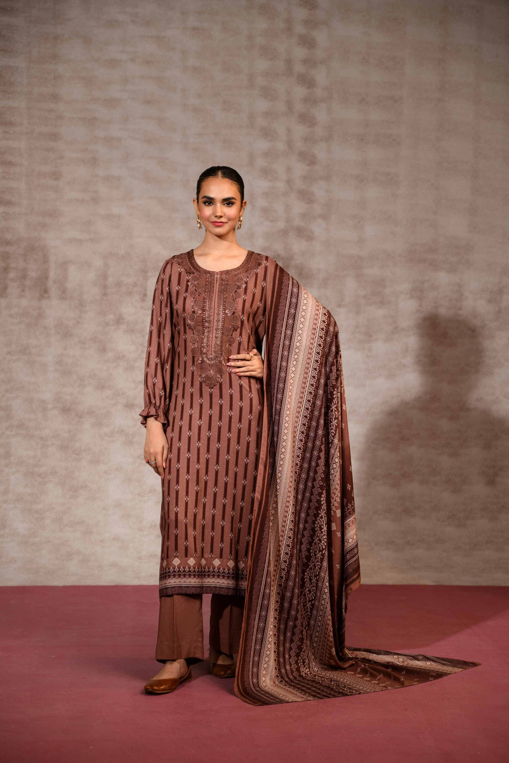 Regal Mauve Geometric 3-Piece Printed Suite