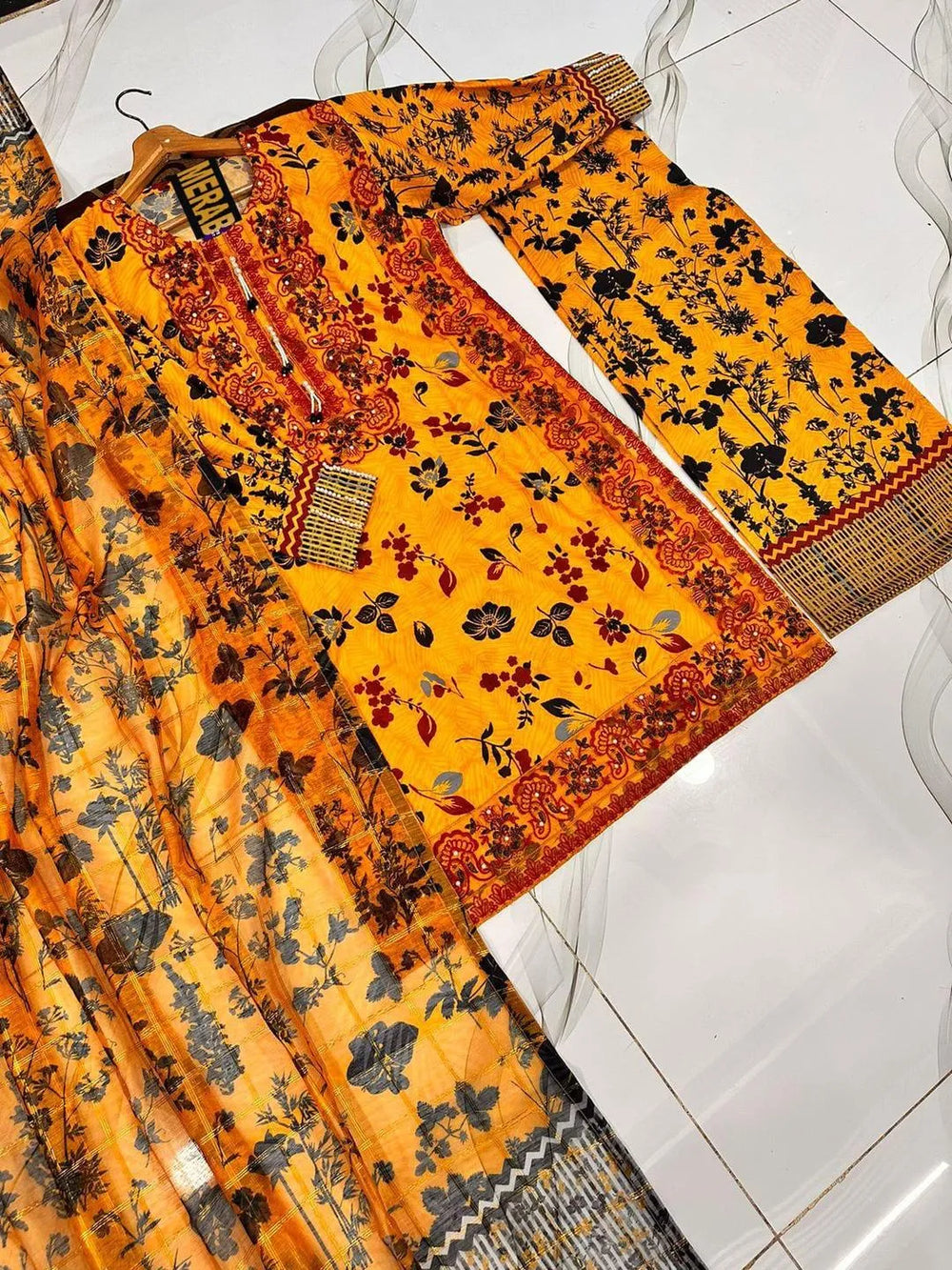 Printed Lawn 3-Piece Suit - Orange